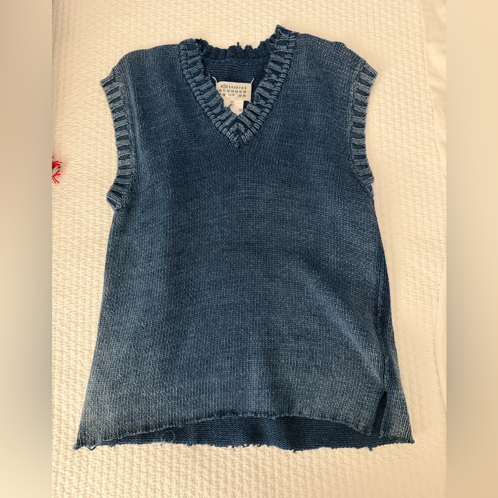 Maison Margiela Distressed sweater vest